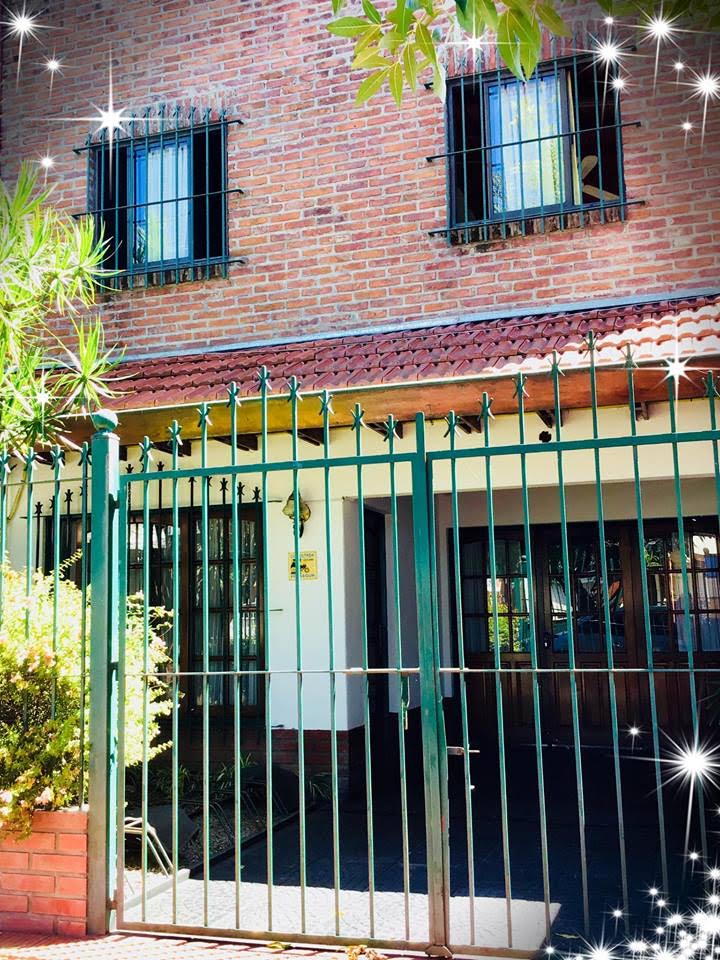 Frente del lugar